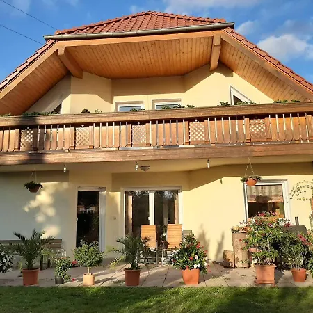 Bei Berlin Mit Sauna Und Fuß-spa * Hohen Neuendorf